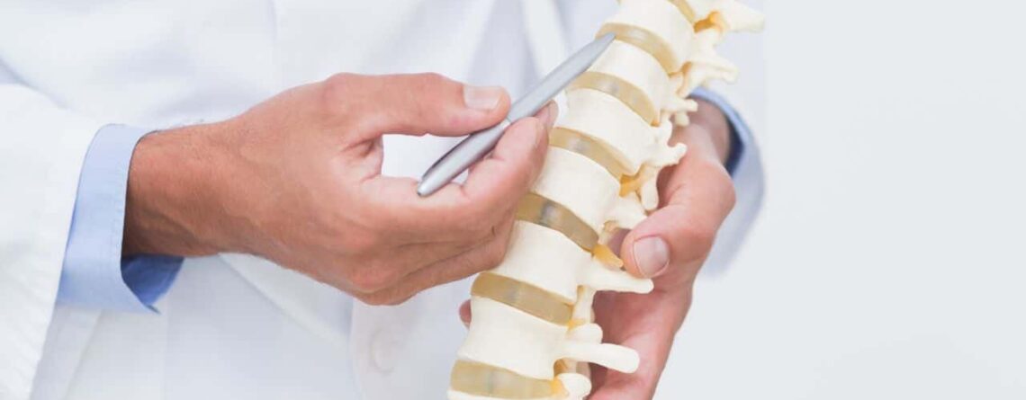 What Are The Symptoms of A Misaligned Spine
